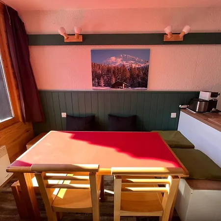 Appartement Plein Sud Au Pied Des Pistes, Piscine Et Parking Gratuits