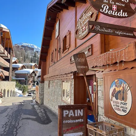 Appartement Plein Sud Au Pied Des Pistes, Piscine Et Parking Gratuits La Plagne-Tarentaise